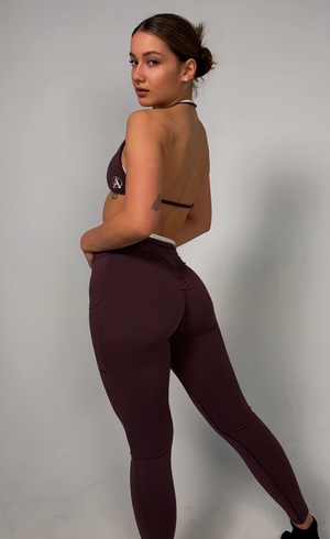 Спортен клин 𝗖𝗢𝗡𝗧𝗢𝗨𝗥