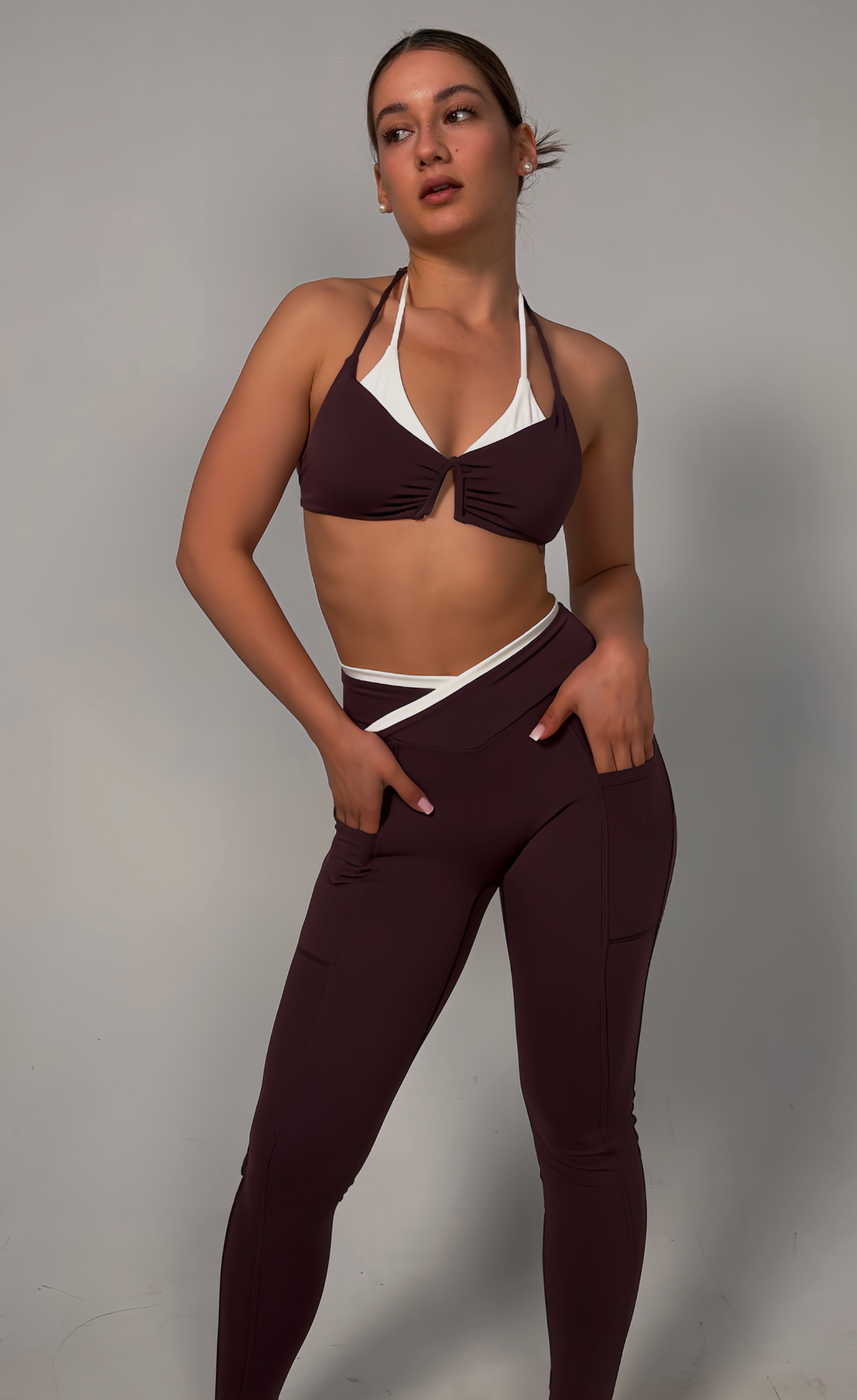 Спортен клин 𝗖𝗢𝗡𝗧𝗢𝗨𝗥