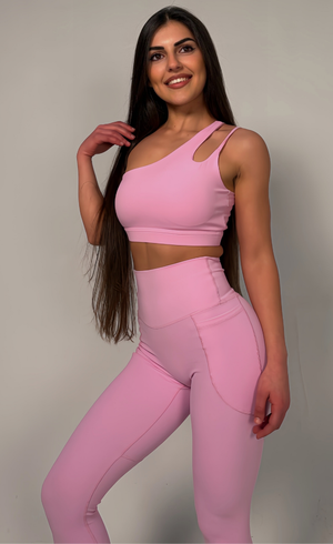 Спортен клин 𝗡𝗢𝗩𝗔